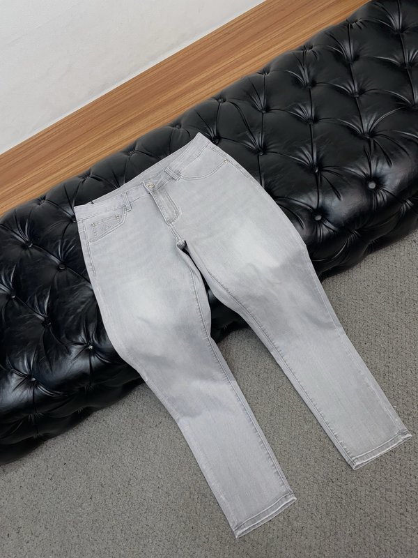 프라다 고탄력 중공 세척 데님 팬츠 001-275402