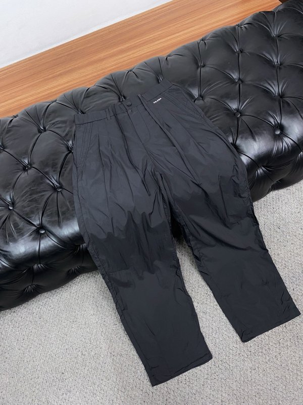 프라다 루즈핏 캐주얼 팬츠 001-275444