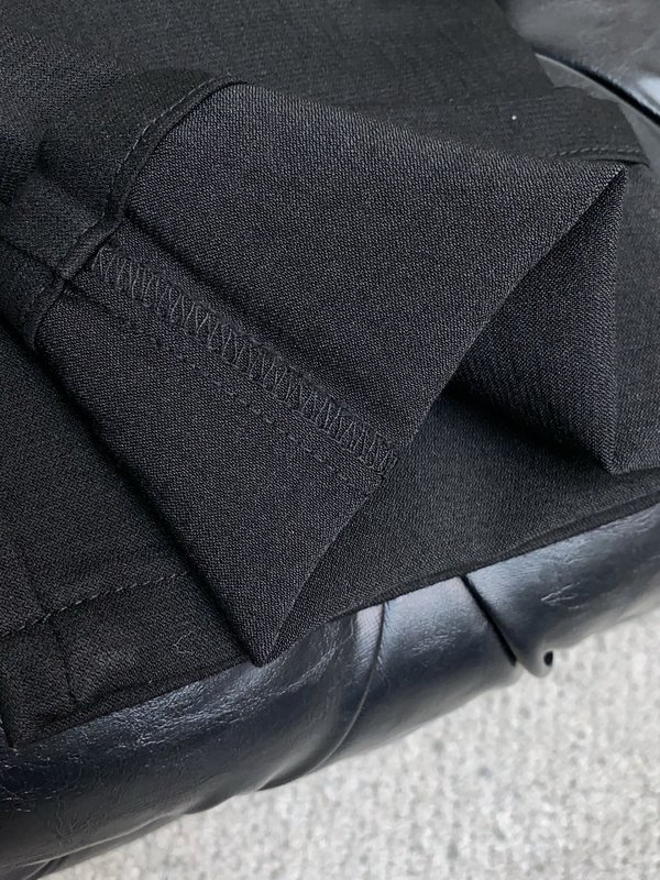 Kiton 2026 S/S 남성 정장 캐주얼 바지 001-275570