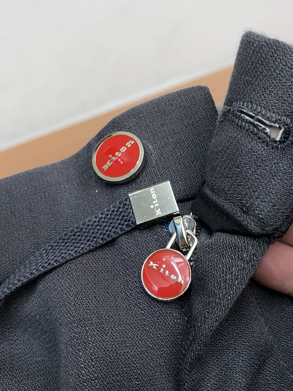 Kiton 남성 캐주얼 팬츠 블랙 001-275571