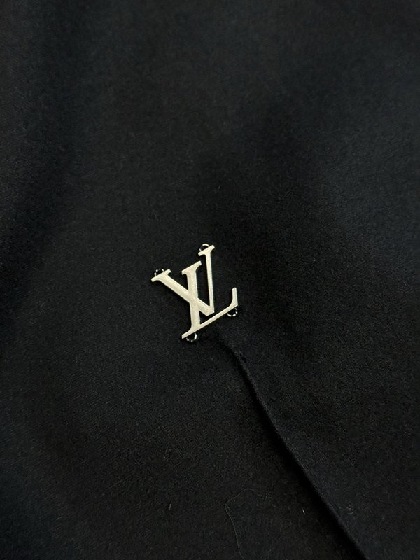 LV 스트레이트 사이드 포켓 테크 스포츠 캐주얼 팬츠 001-275632