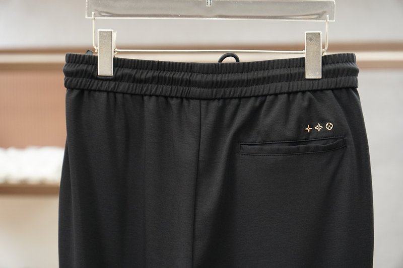 LV 루이비통 초박형 탄력 아이스 실크 캐주얼 팬츠 001-275634