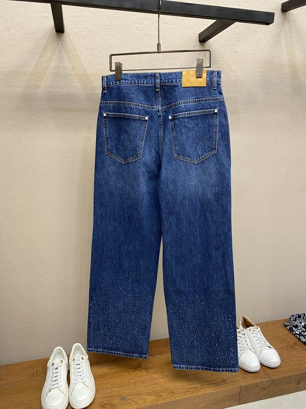 루이비통 26FW 크리스탈 진주 버클 가죽 패치 스트레 001-275689