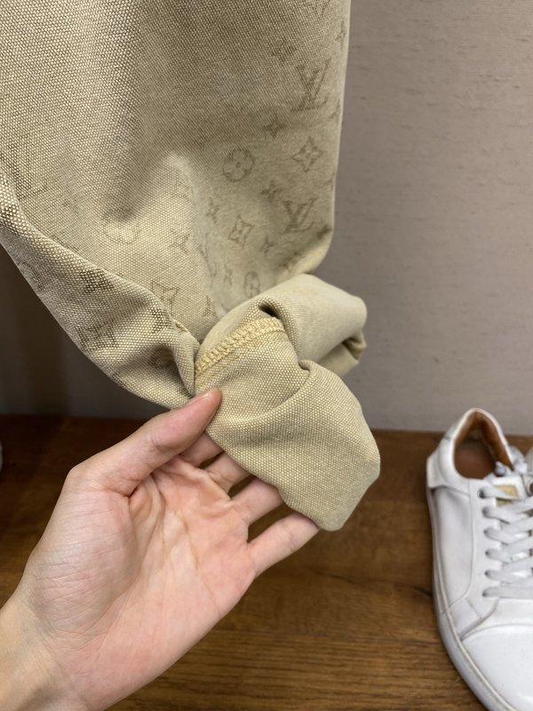 루이비통 다크 패턴 레터 그래디언트 스트레이트 진 001-275703