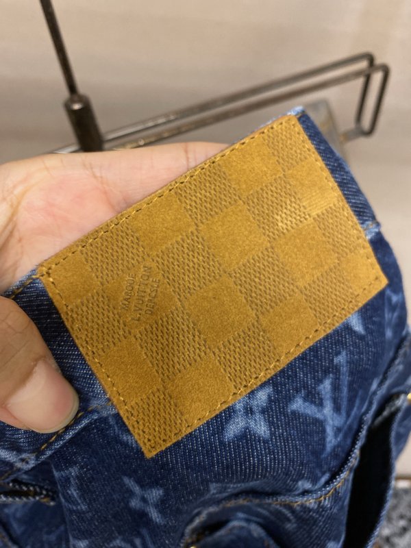 LV 풀프린트 알파벳 데이지 청바지 001-275710