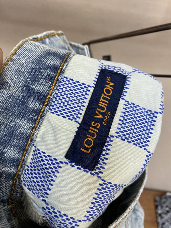 LV 세척 데님 와이드 레그 진 001-275720