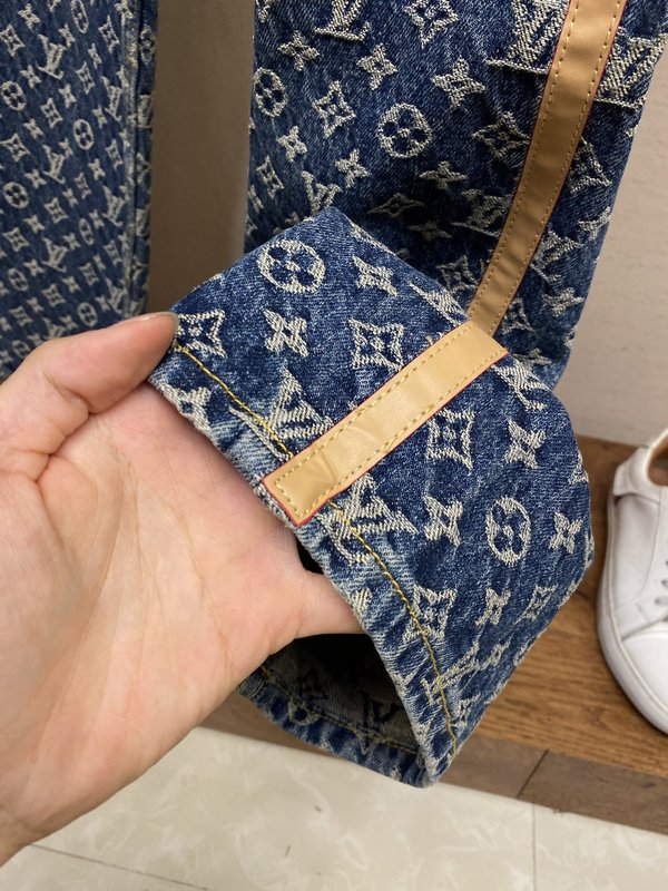 LV 사이드 스트립 풀 프린트 모노그램 진 001-275721