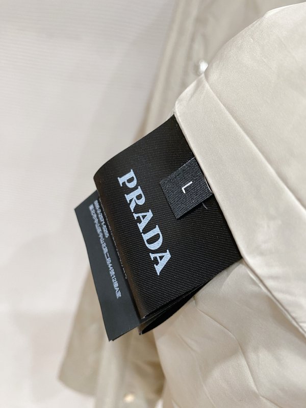 프라다 패션 캐주얼 다운 패딩 자켓 001-275738