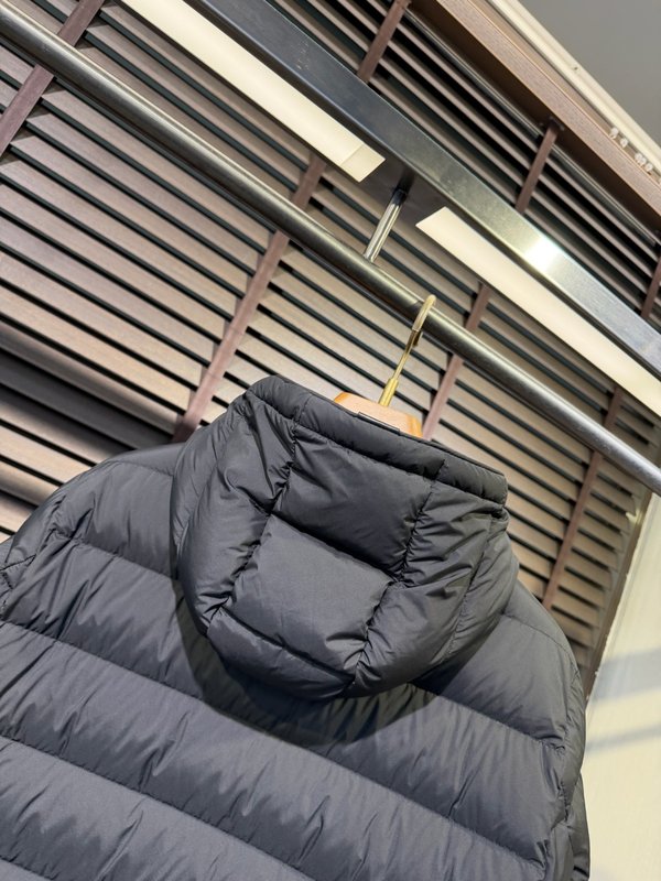 몽콜 다운 재킷 블랙 001-275825