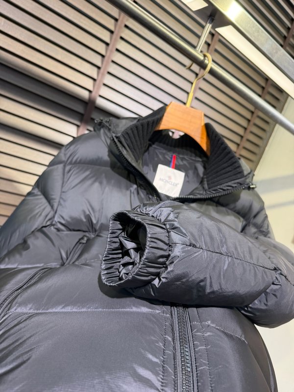 몽클레어 다운 재킷 블랙 001-275828