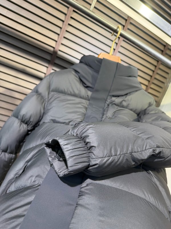 몽콜 다운 재킷 90% 덕다운 001-275836