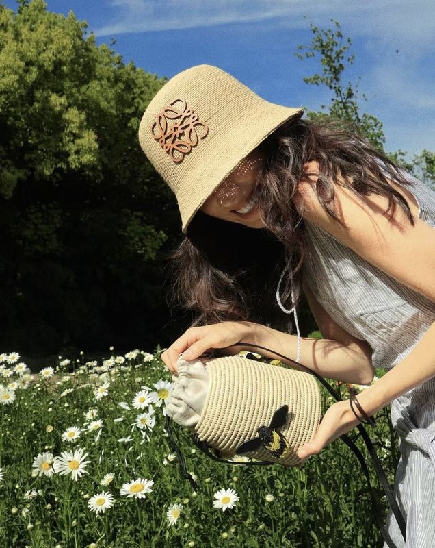 로에베 라피아 로고 버킷햇 001-275875