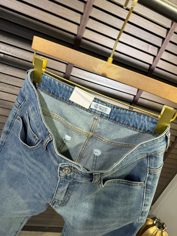 Brounello Cucinelli 신상 청바지 001-275940