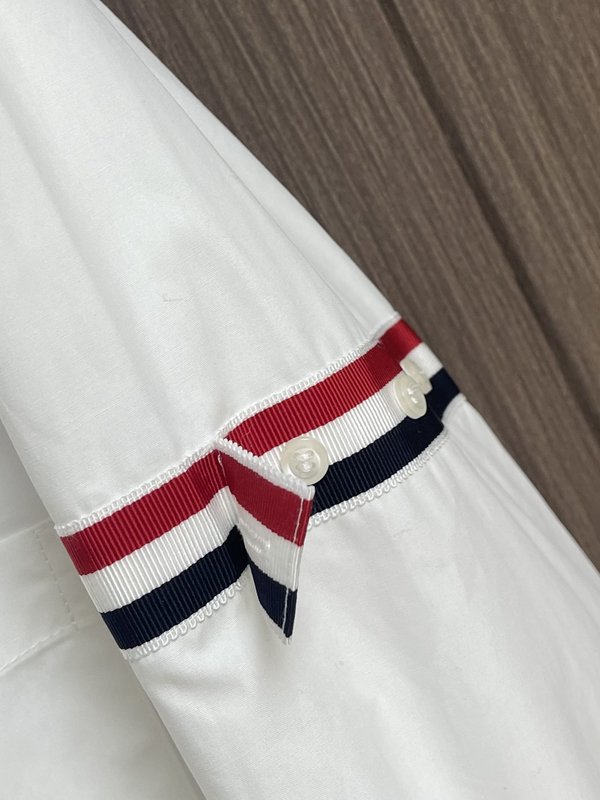 톰브라운 TB 양소매 로고 웨빙 셔츠 001-275993