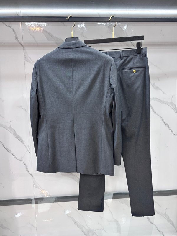 Gucci 고급 정장 세트 비즈니스 캐주얼 001-276110