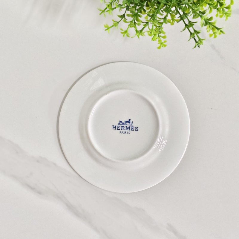 에르메스 컵&접시 세트 노란색 바탕 숫자 말 001-276257