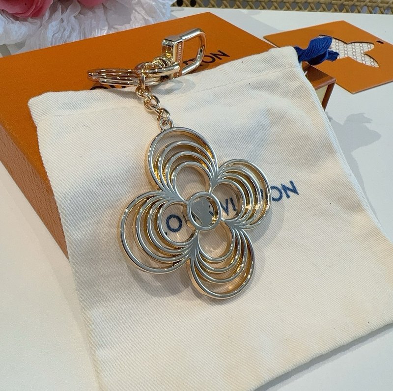 모노그램 플라워 키링 파우치 001-276333