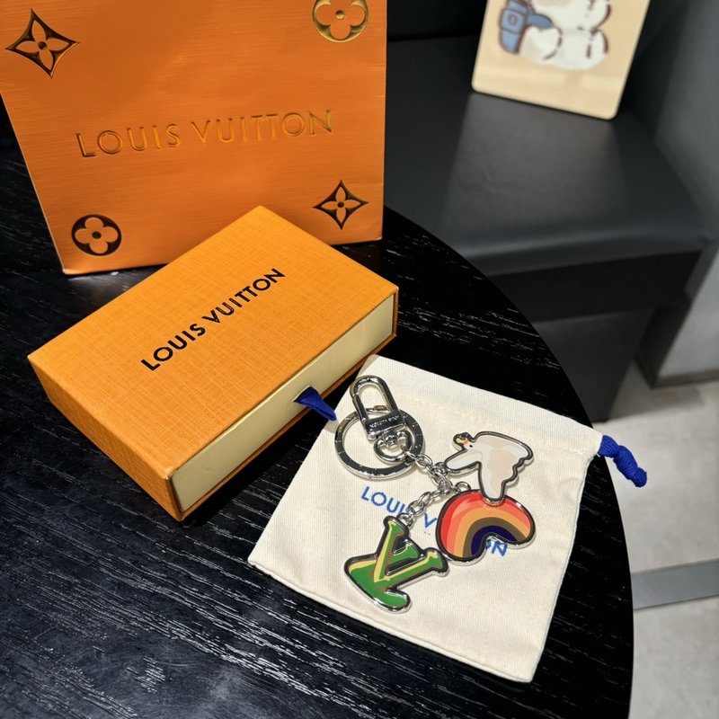 루이비통 매장 레인보우 비둘기 키링 001-276360