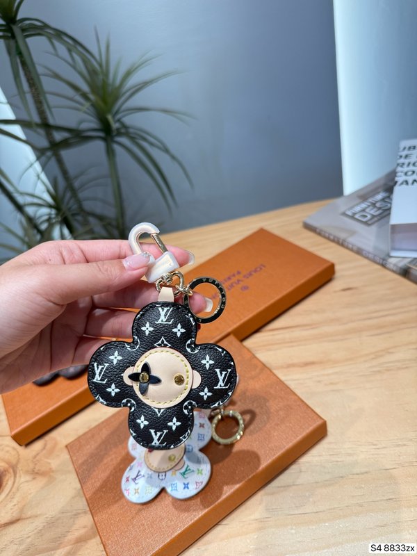 LV 삼색 키링 장식 001-276391