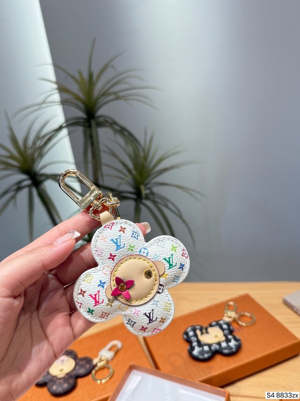 LV 모노그램 멀티컬러 키링 001-276392