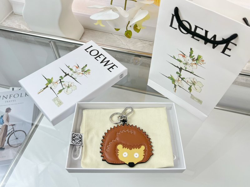 Loewe 가죽 고슴도치 키링 001-276423