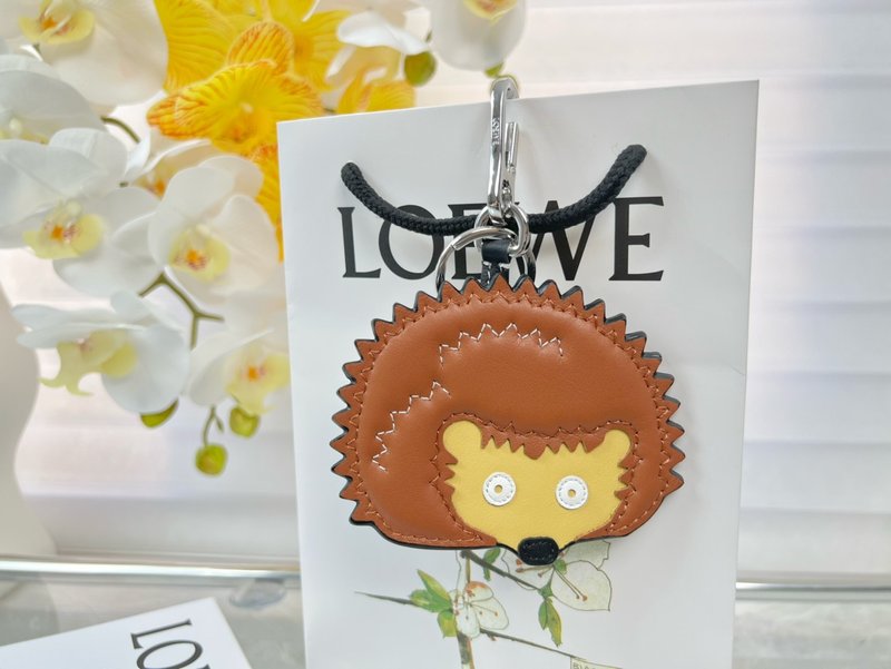 Loewe 가죽 고슴도치 키링 001-276423