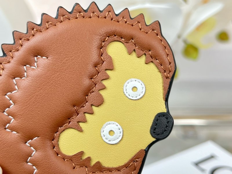 Loewe 가죽 고슴도치 키링 001-276423