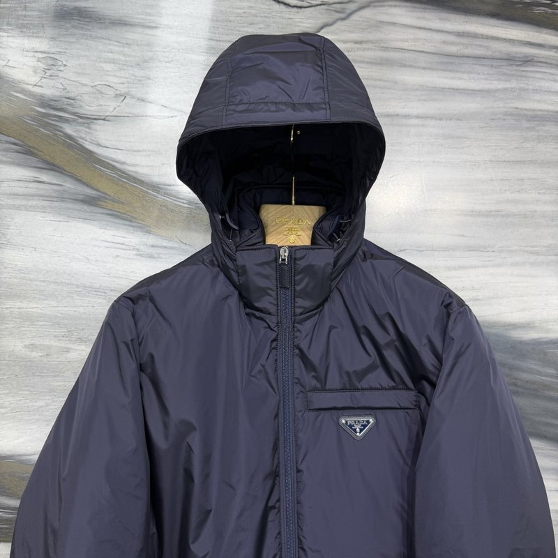 Prada 탈부착 후드 리사이클 나일론 다운 재킷 001-276576