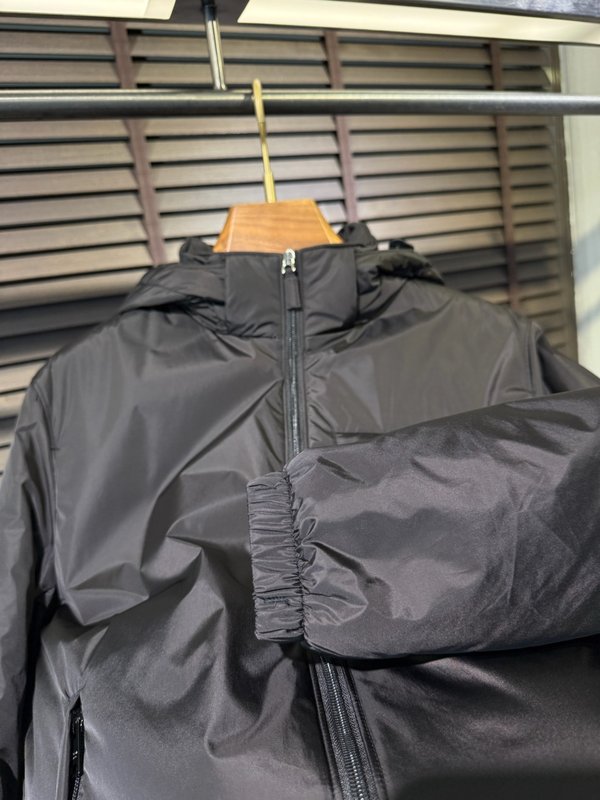 패딩 프라다 FW2026 001-276578