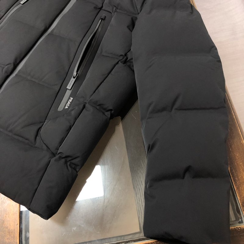 프라다 남성 후드 다운 자켓 001-276599