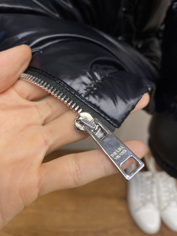 Prada 가을겨울 신상 다운 재킷 코트 001-276634