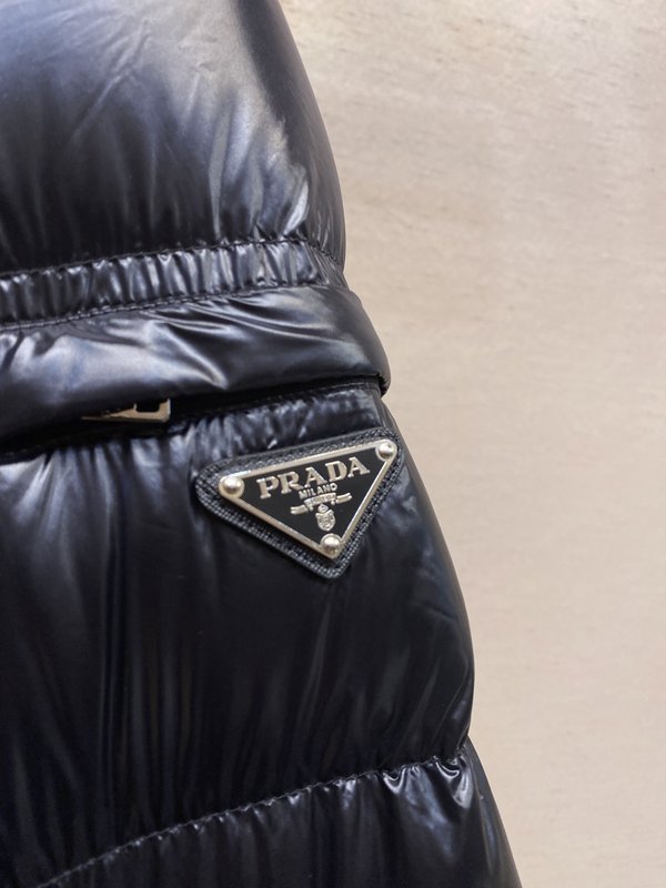 Prada 가을겨울 신상 다운 재킷 코트 001-276634