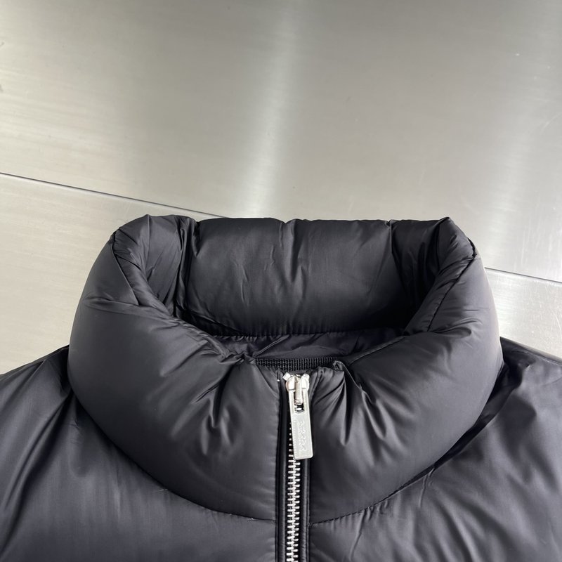 프라다 25FW 가을겨울 신상 다운점퍼 001-276636