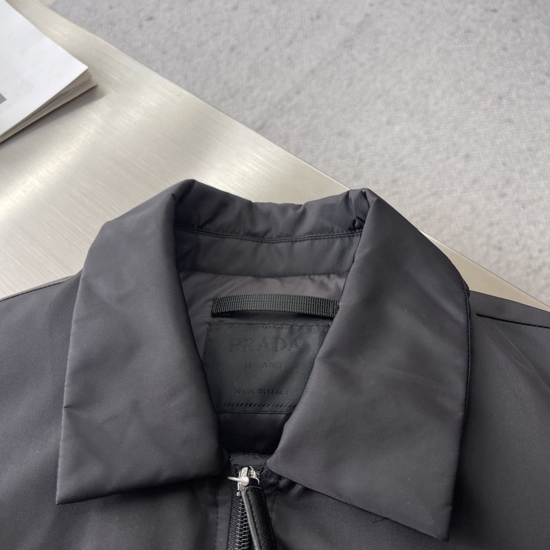 PRAD 빈티지 셔츠 칼라 다운 패딩 자켓 001-276639