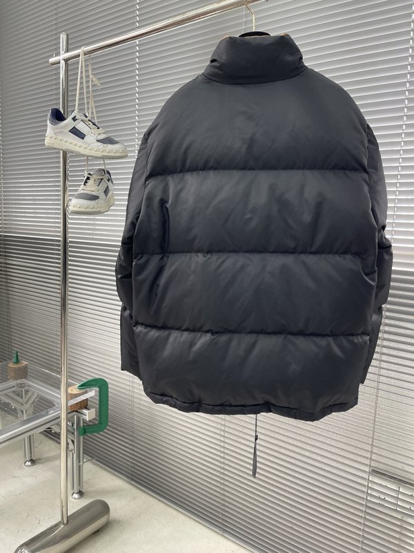 나일론 배색 스탠드칼라 다운점퍼 001-276641