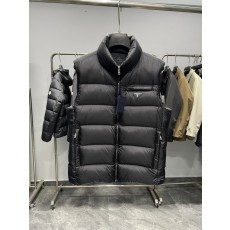프라다 블랙 나일론 다운 조끼 001-276643