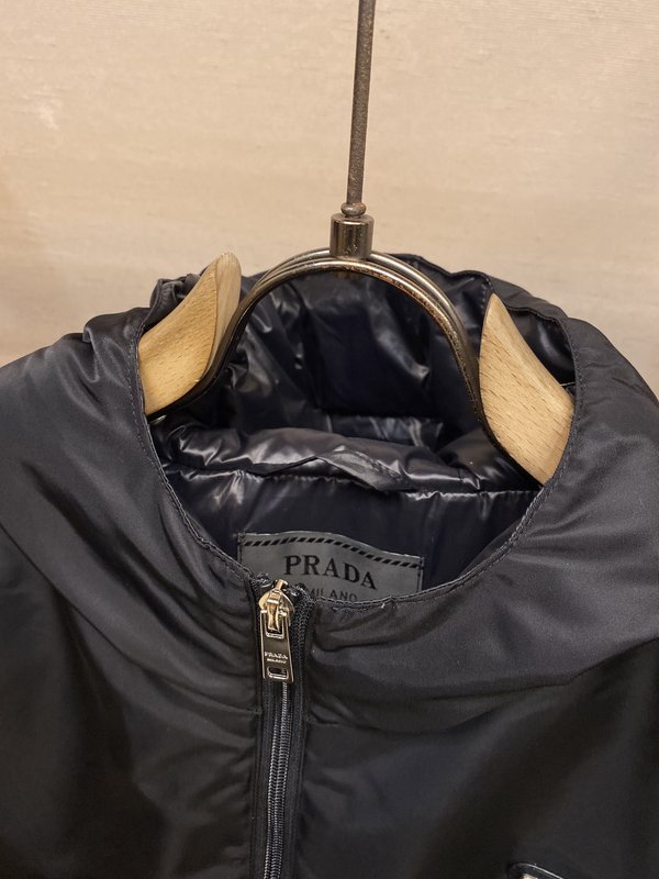 프라다 후드 다운 재킷 001-276650