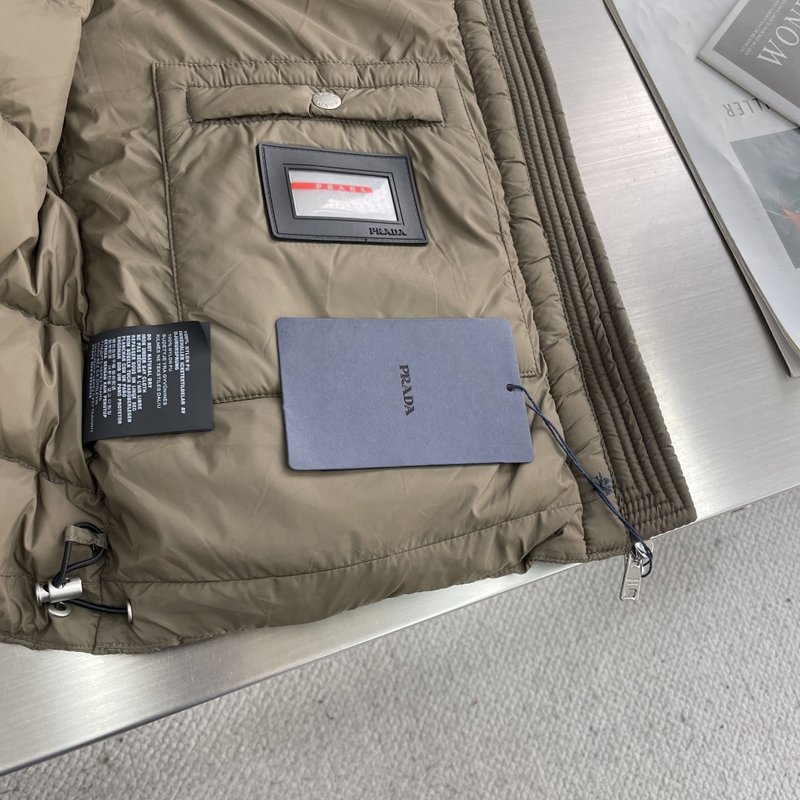 PRADA 가을겨울 신상 니트 패치 후드 다운 자켓 001-276672