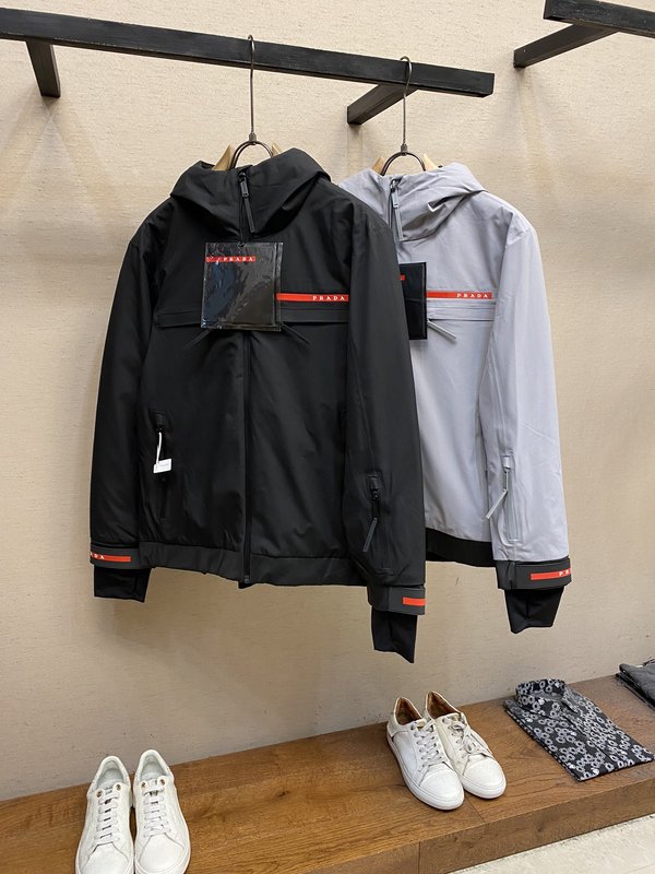 Prada 방수 압착 후드 다운 재킷 001-276676