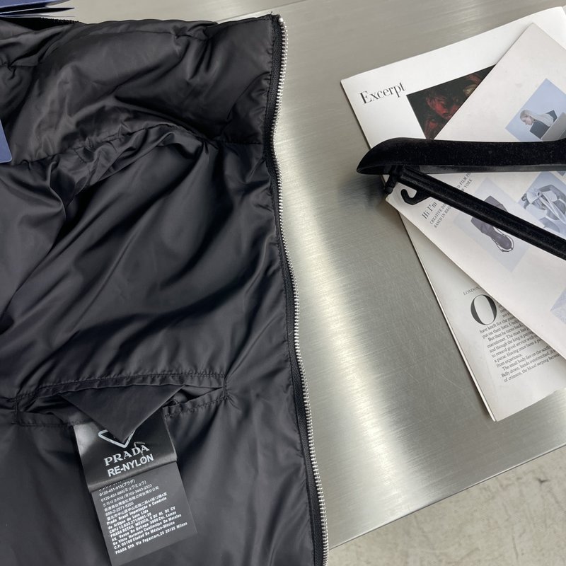PRAD 퀼팅 경량 패딩 001-276687