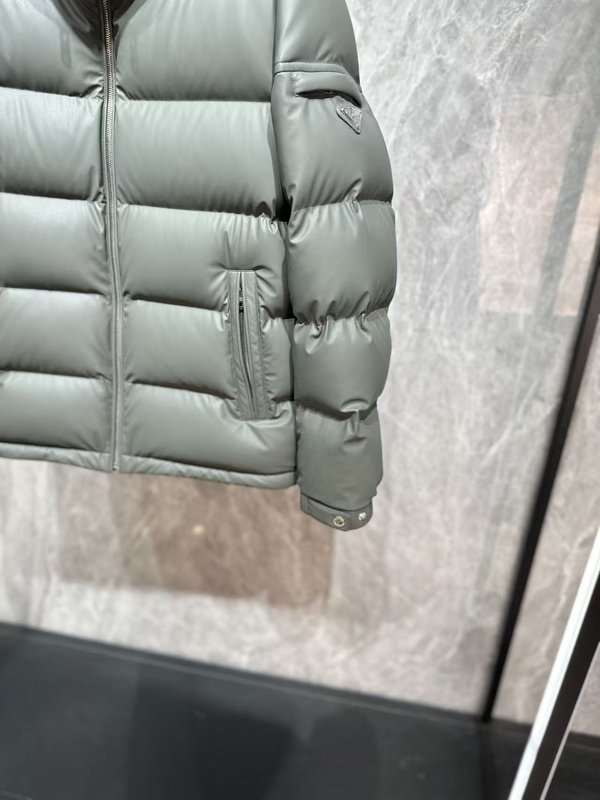 PRADA 남성 다운 패딩 자켓 2025 가을 겨울 신 001-276691