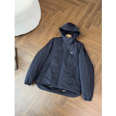 프라다 남성용 분리형 조임끈 후드 재생 나일론 다운 자 001-276695
