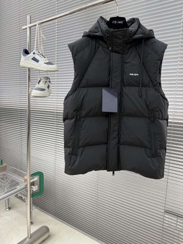 Prada 25년 겨울 신상 다운재킷 001-276722