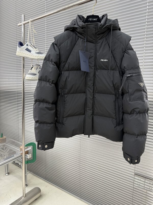 Prada 25년 겨울 신상 다운재킷 001-276722