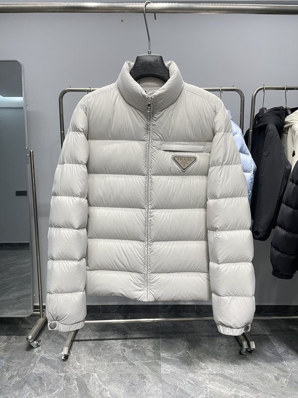 PRADA 트라이앵글 로고 스탠드칼라 패딩 점퍼 001-276734