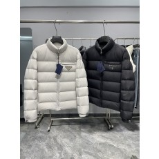 PRADA 트라이앵글 로고 스탠드칼라 패딩 점퍼 001-276734
