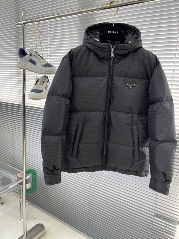검정색 레터 자카드 후드 다운 점퍼 001-276751