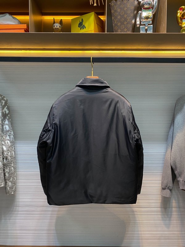 프라다 블랙 나일론 다운 재킷 001-276764