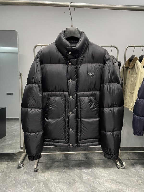 Prada 가을겨울 신상 남성 비즈니스 캐주얼 스탠드칼 001-276765