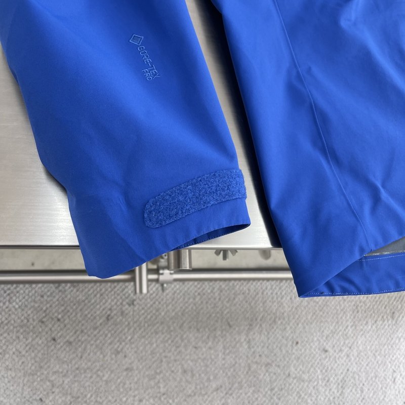 ARC'TERYX Alpha 시리즈 7세대 GORE-T 001-276798